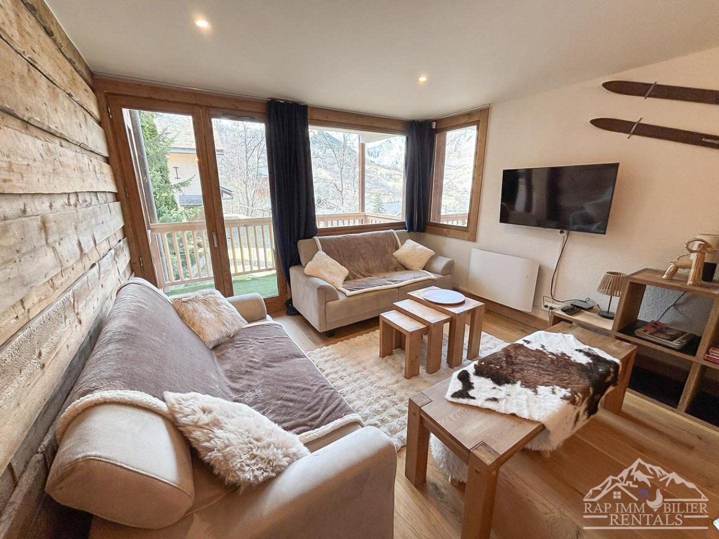 Le Cristal Apartment